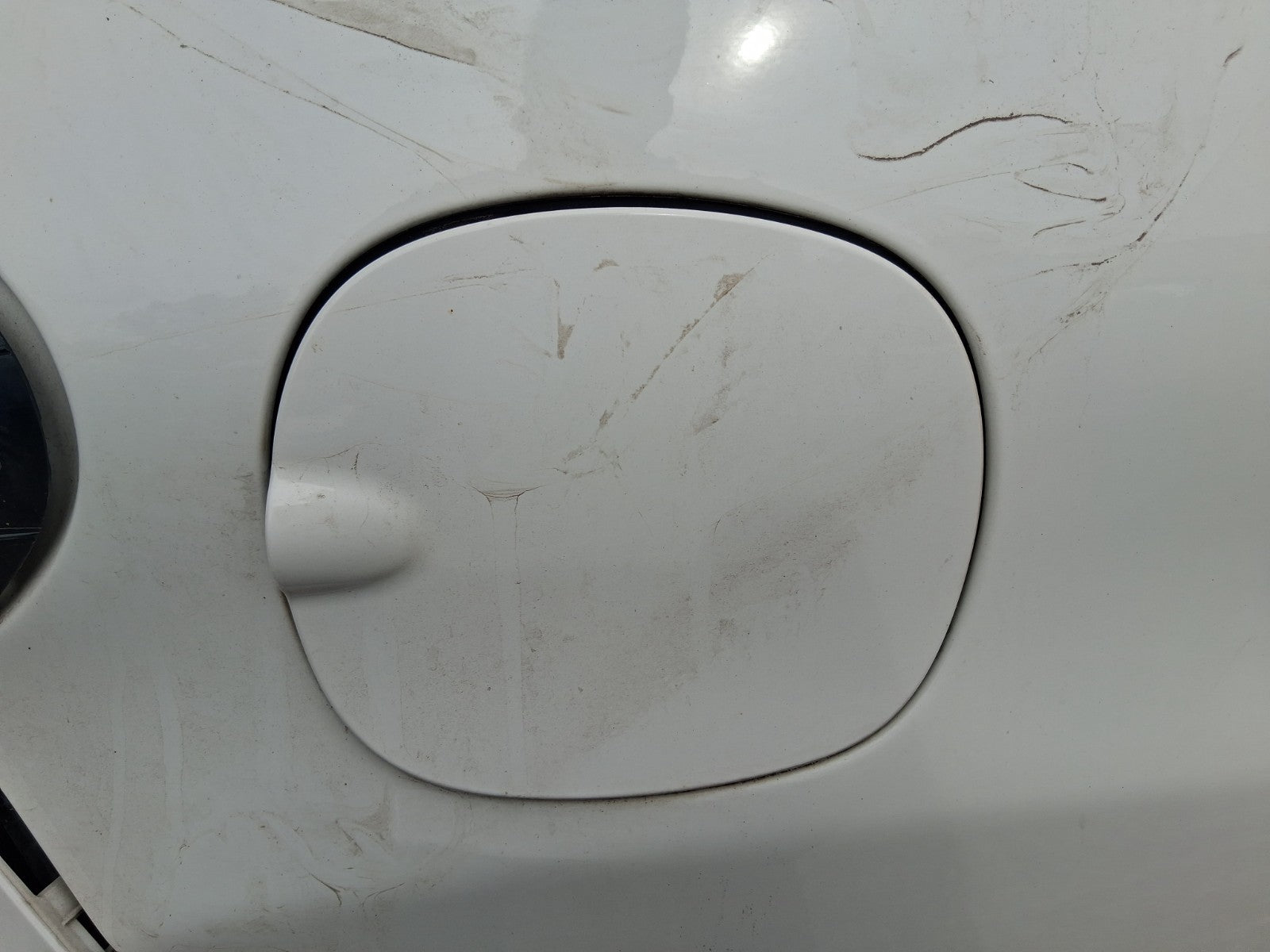 2019 FIAT 500L HATCHBACK FUEL FILLER FLAP WHITE BIANCO GELATO 934/A