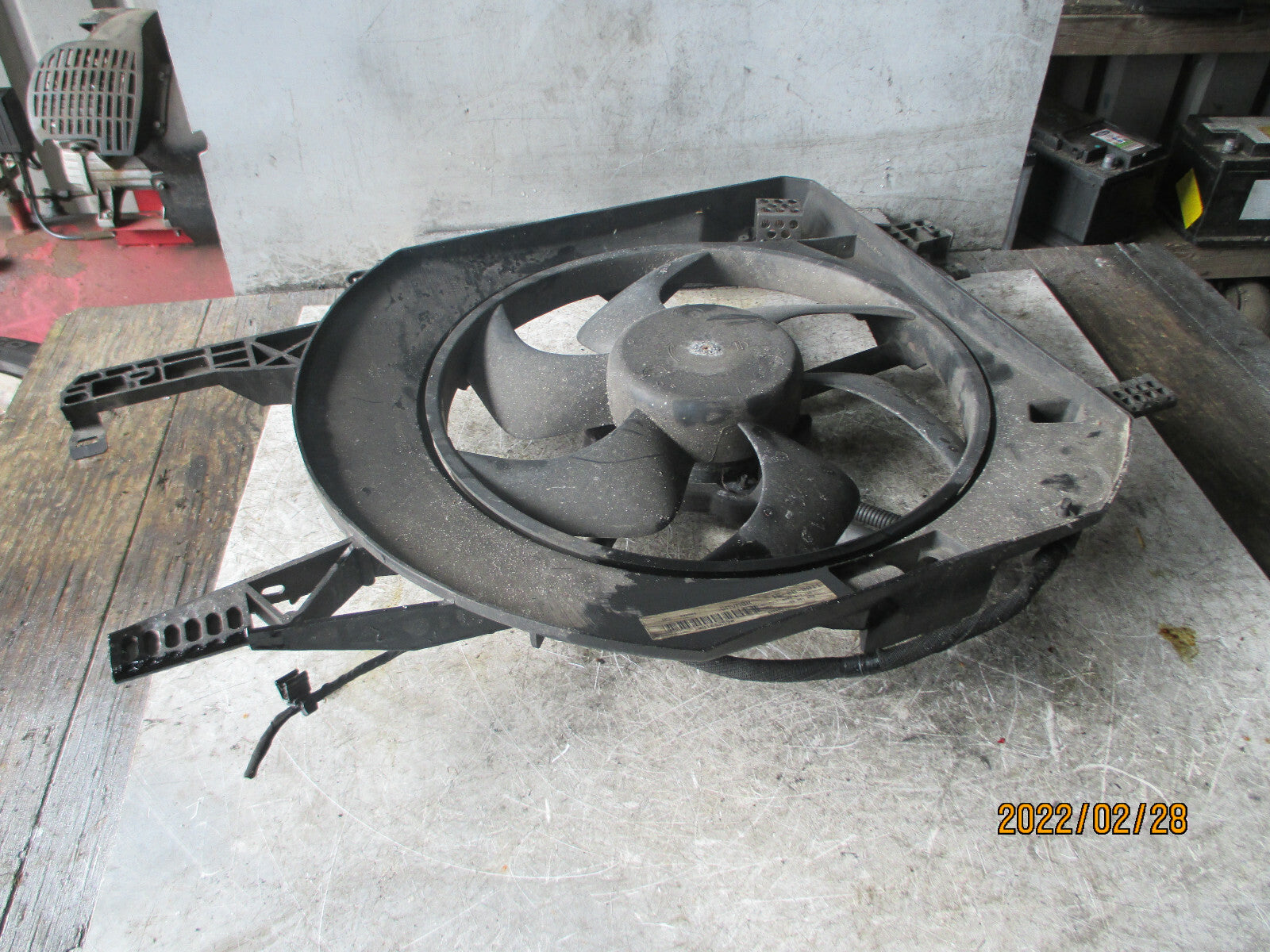 VAUXHALL VIVARO 2011 RADIATOR COOLING FAN 8200817125