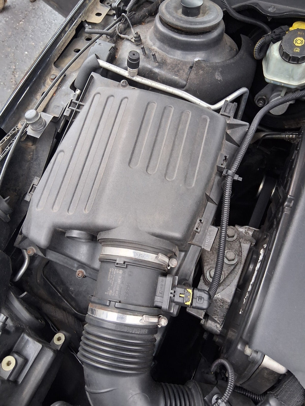 2011 VAUXHALL INSIGNIA ESTATE MK1 2.0 DIESEL AIR FILTER BOX HOUSING