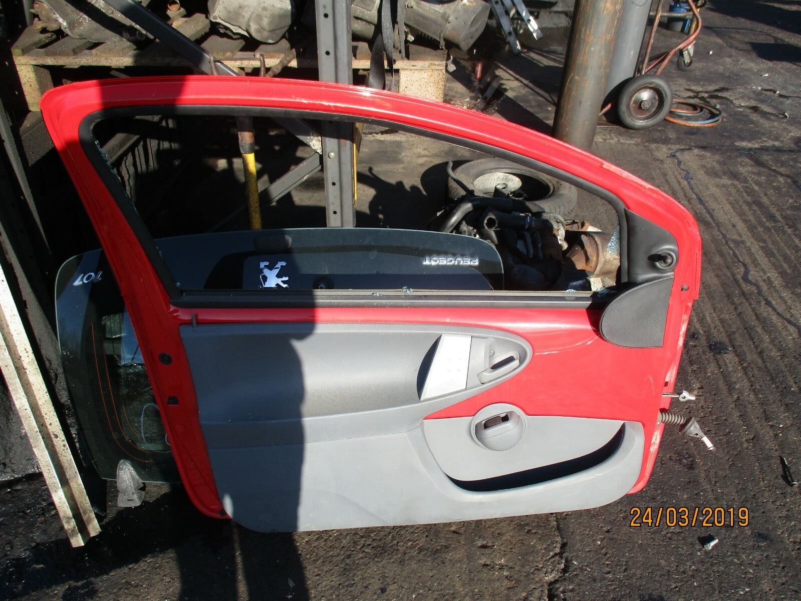 PEUGEOT 107 CITROEN C1 NS PASSENGER SIDE COMPLETE DOOR RED