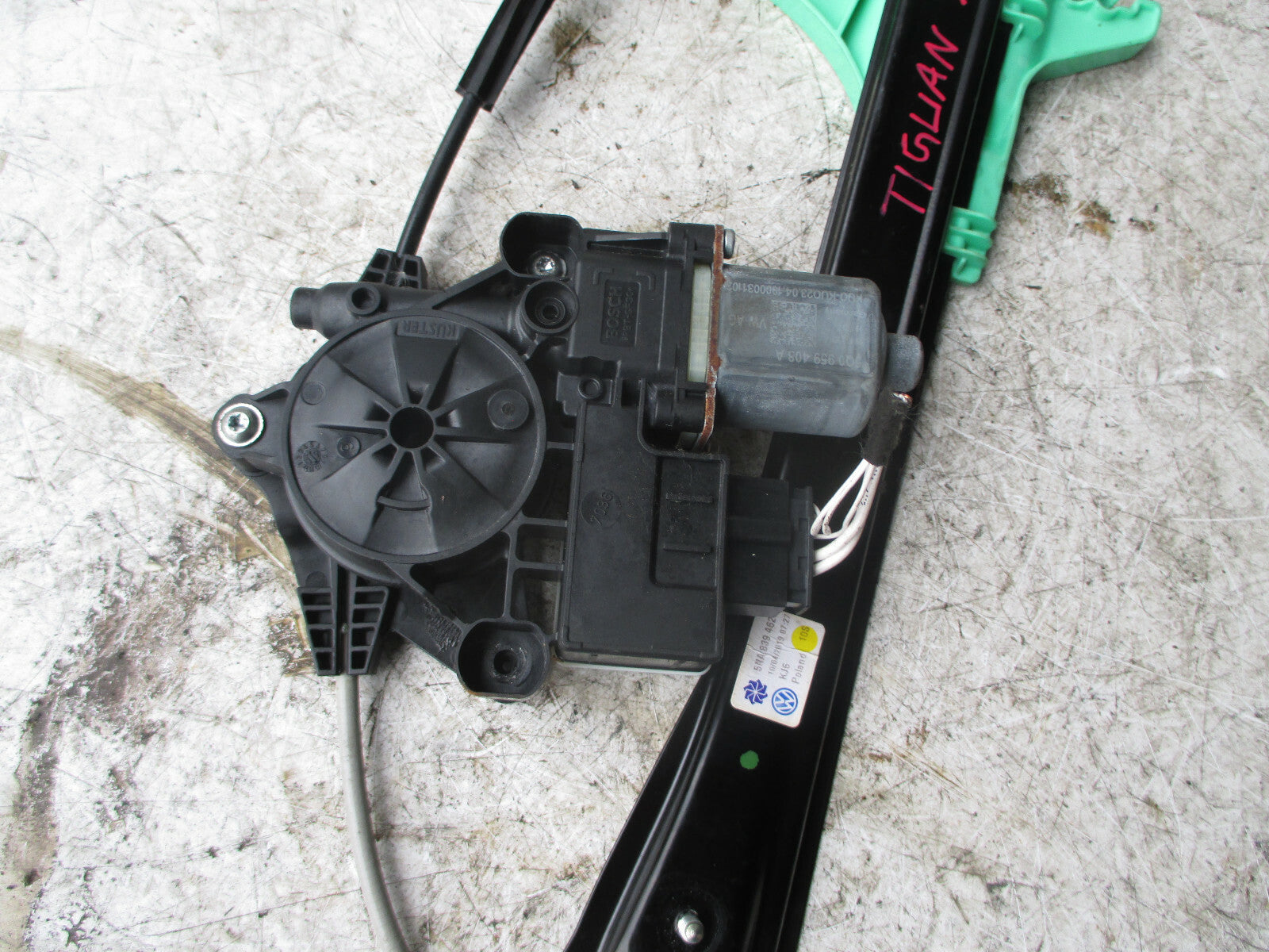 VW VOLKSWAGEN TIGUAN MK2 2019 OSR DRIVER REAR WINDOW REGULATOR MOTOR 5NA839462C