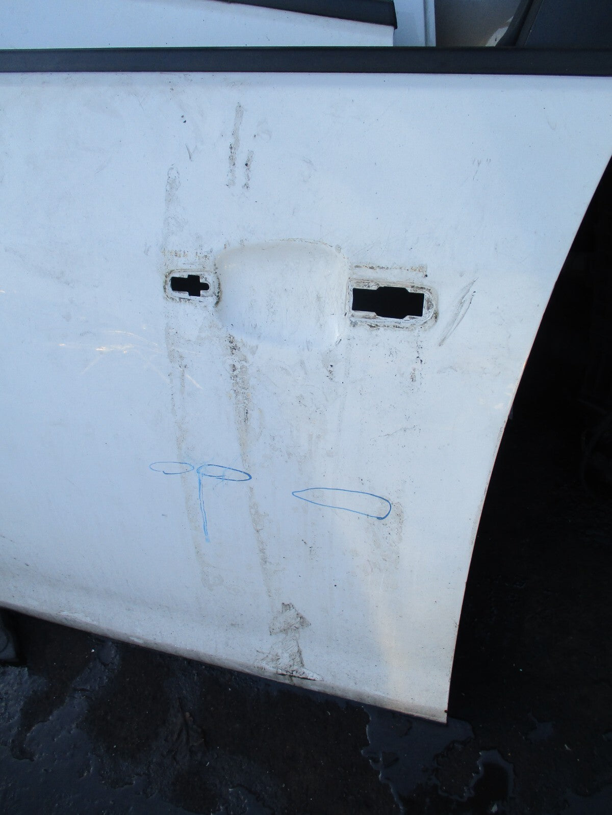 2010 VAUXHALL ASTRA J MK6 NSF PASSENGER SIDE FRONT BARE DOOR SUMMIT WHITE ZGAZ