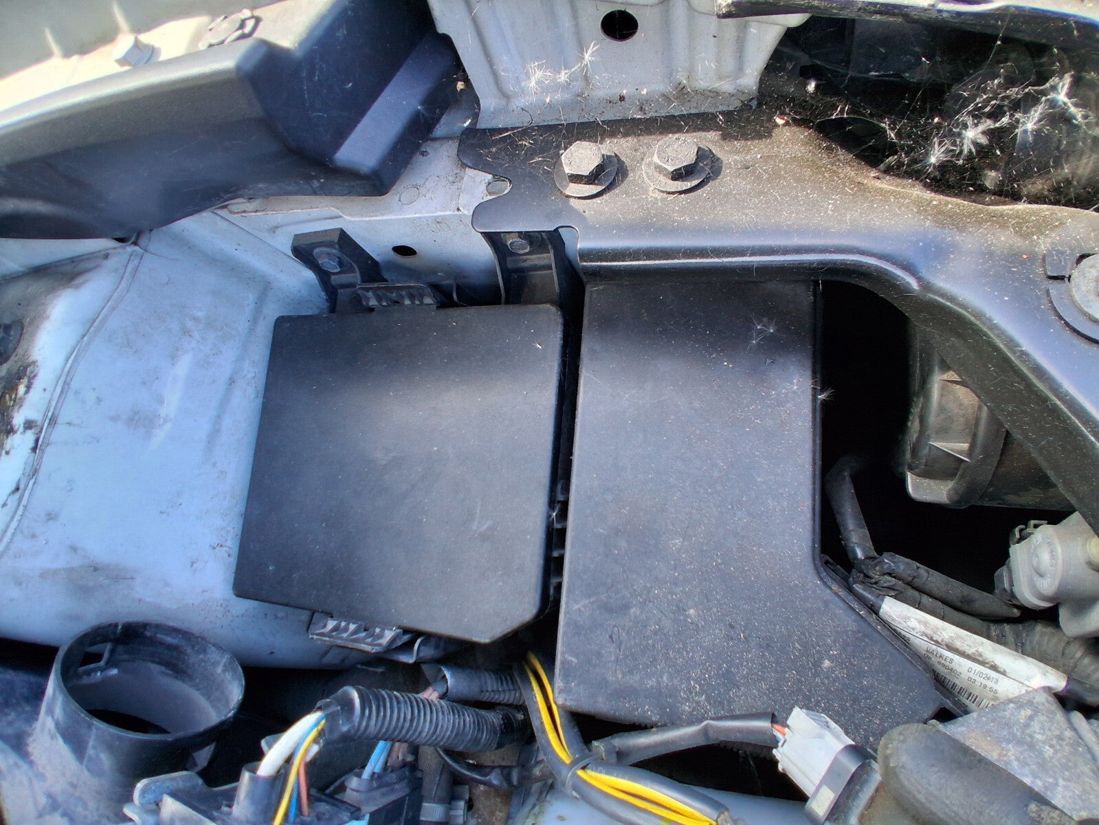 2013 NISSAN QASHQAI J10 1.6 DIESEL FUSE BOX RELAY BOX CONTROL MODULE