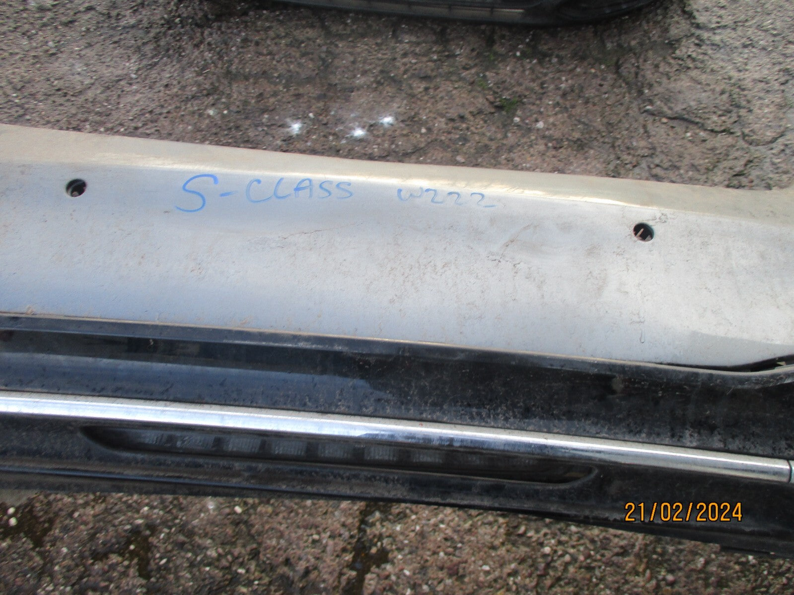 MERCEDES BENZ S CLASS W222 2017 REAR BUMPER DIFFUSER GREY DAMAGED