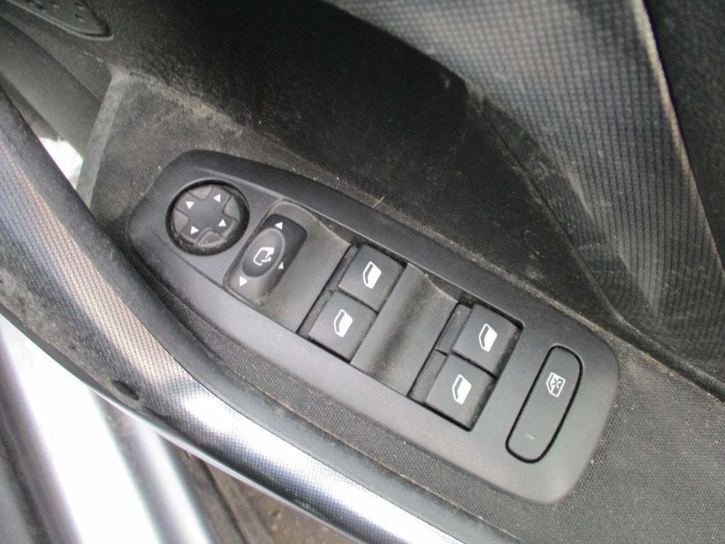 PEUGEOT 2008 2018 MK1 OS DRIVER SIDE FRONT POWERFOLD WING & WINDOW SWITCH