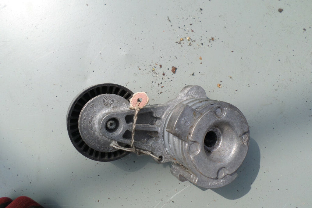 BMW 3 SERIES E90 E91 BELT TENSIONER 7530314