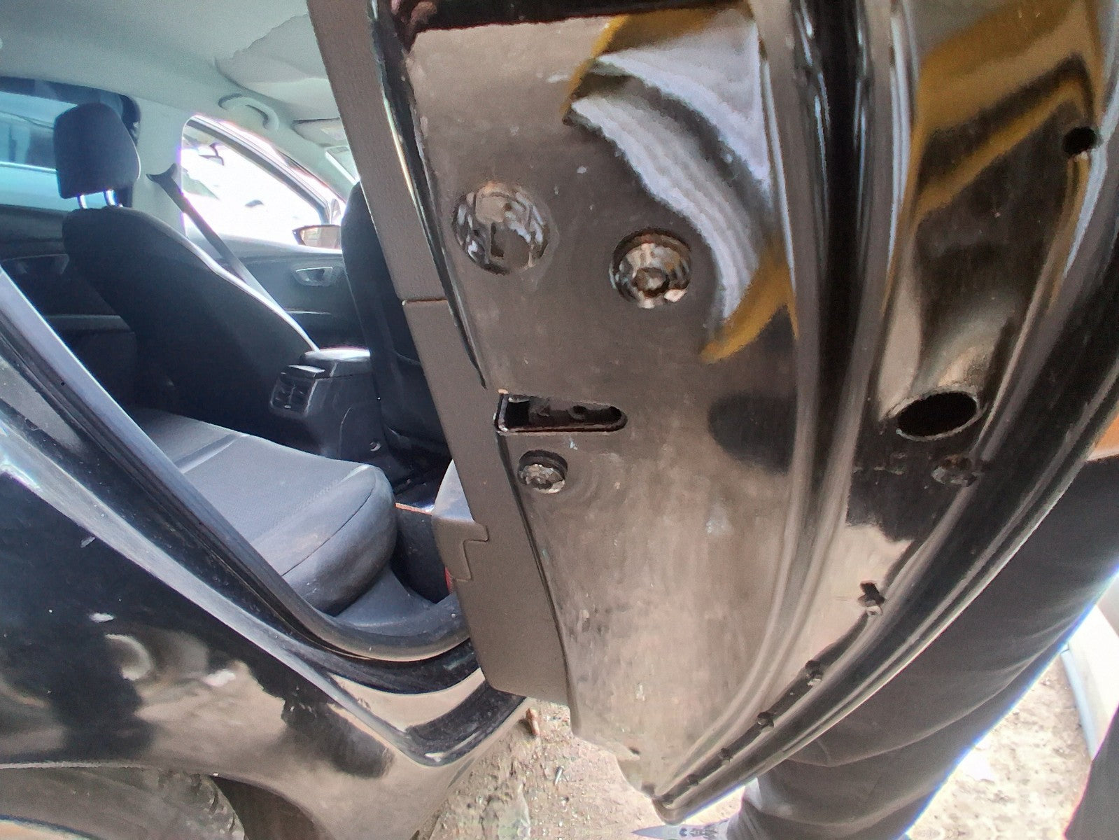 2015 SEAT LEON FR MK3 OSR DRIVER SIDE REAR DOOR LOCK MECHANISM