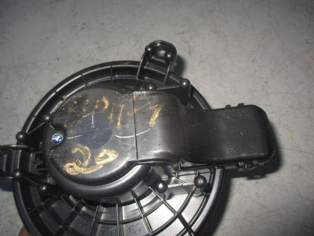 SUZUKI SWIFT 2020 1.0 PETROL BLOWER MOTOR FAN CSA432B020