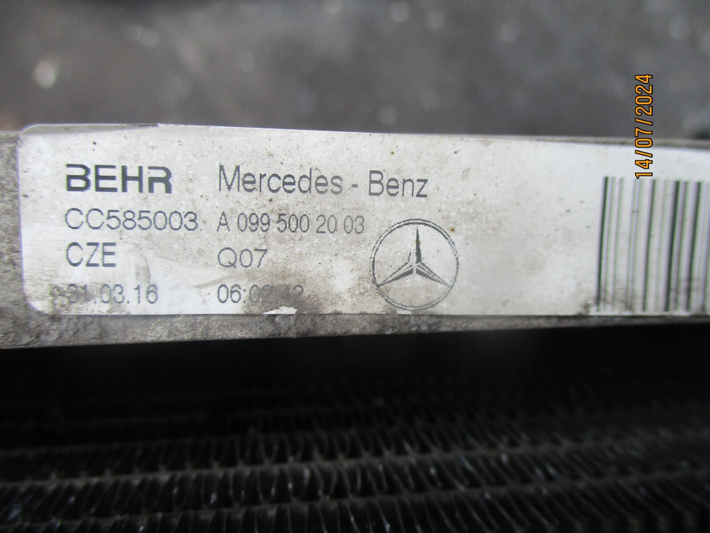 MERCEDES BENZ C CLASS W205 2017 2.1 DIESEL RADIATOR A0995002003 RP 41