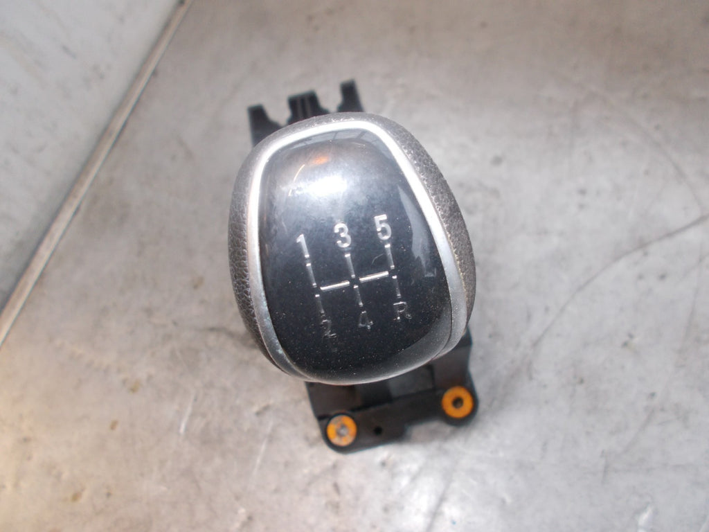 VAUXHALL VIVA 2016 GEAR STICK & KNOB 5 SPEED 688309947