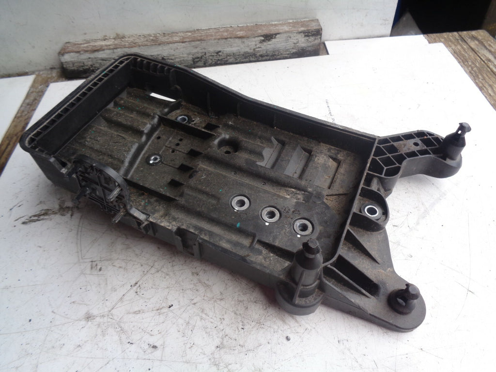 VW VOLKSWAGEN TIGUAN AD MK2 2019 2.0 DIESEL BATTERY TRAY 5qf915325b