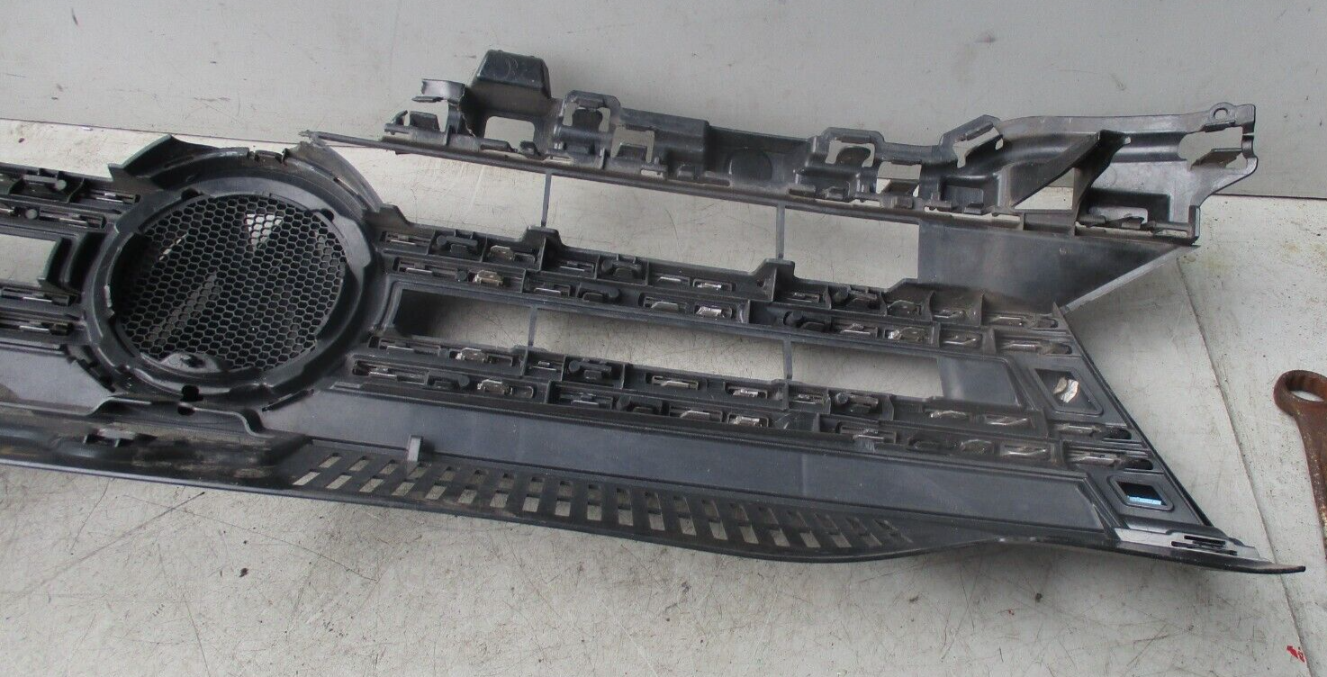 VOLKSWAGEN VW TIGUAN MK1 FRONT UPPER BUMPER RADIATOR GRILL 5N0853653