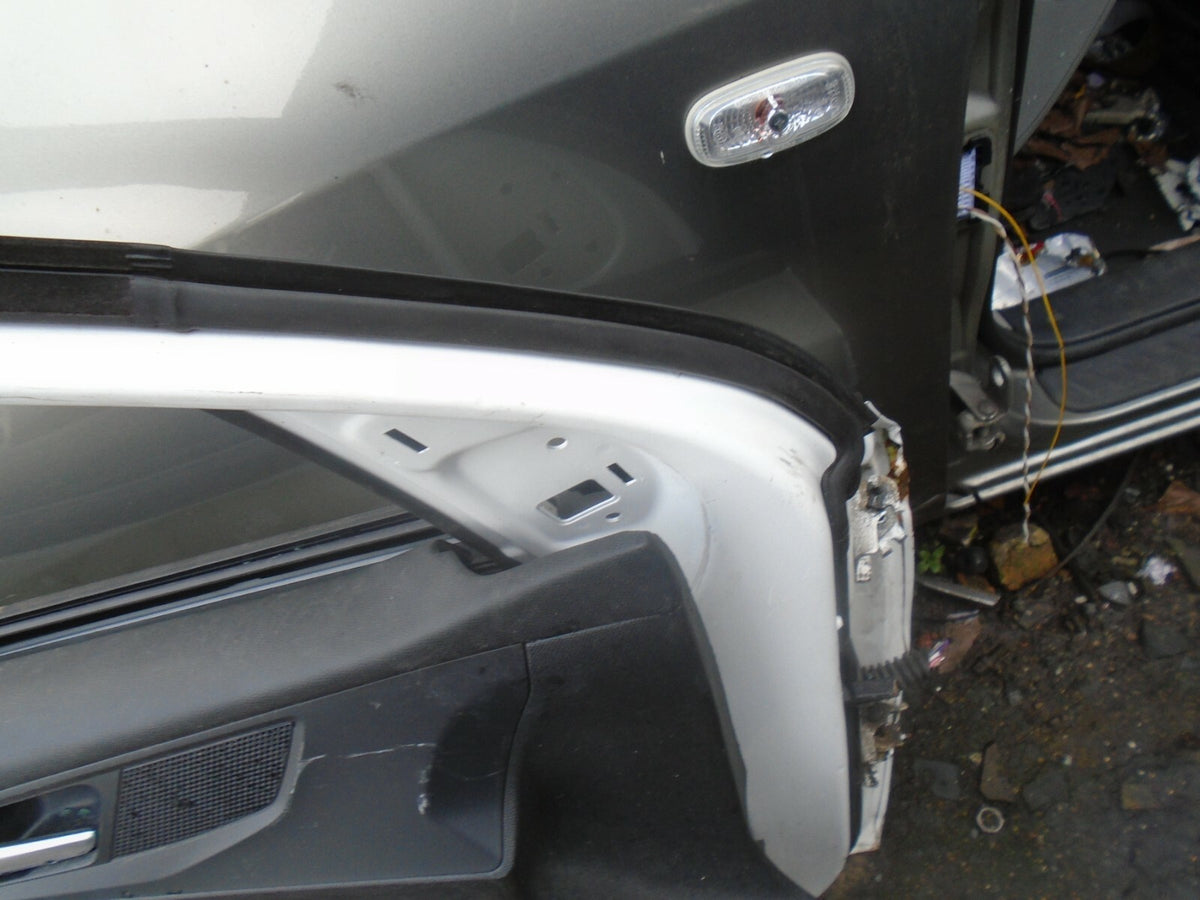 PEUGEOT 308 2018 MK2 T9 NSF FRONT PASSENGER SIDE COMPLETE DOOR