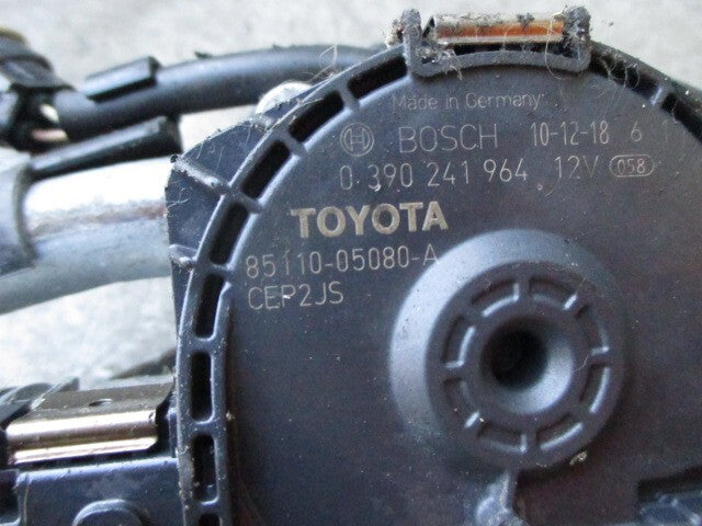 TOYOTA AVENSIS MK3 T270 2011 FRONT WIPER MOTOR & LINKAGE 8501005090G