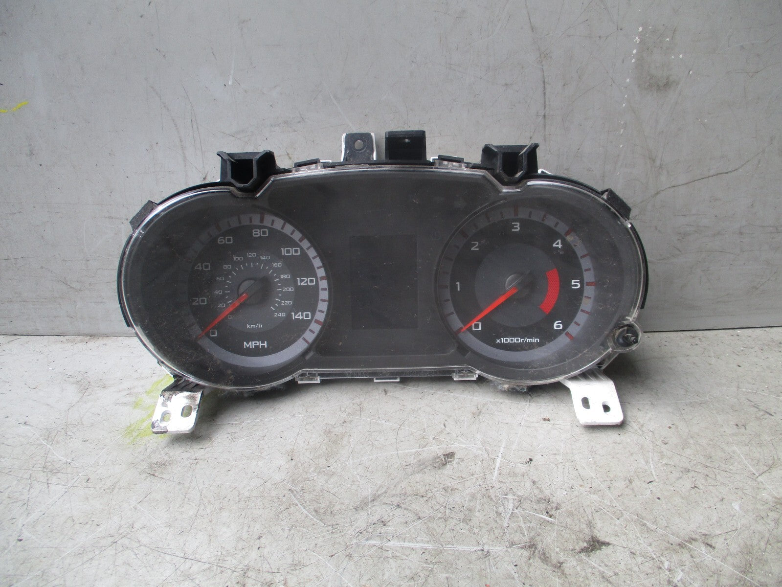 2008 MITSUBISHI OUTLANDER MK2 2.2 DIESEL SPEEDO INSTRUMENT CLUSTER