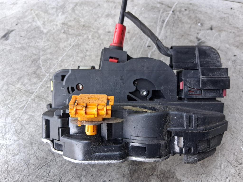 VAUXHALL ZAFIRA C 2016 NSR PASSENGER SIDE REAR DOOR LOCK MECHANISM 3023881