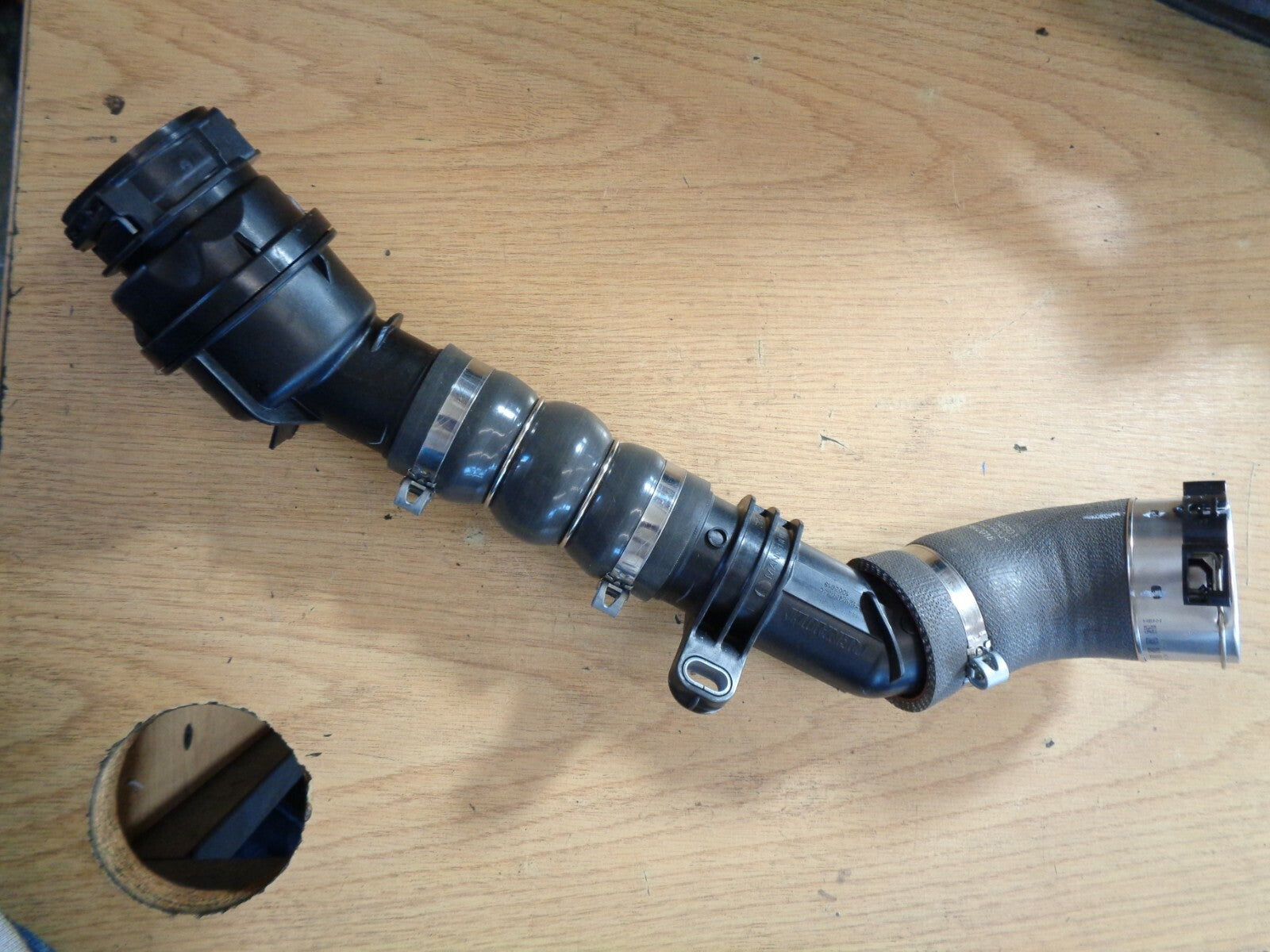 NISSAN QASHQAI 2018 J11 1.5 DCI INTERCOOLER PIPE HOSE 1199355S01