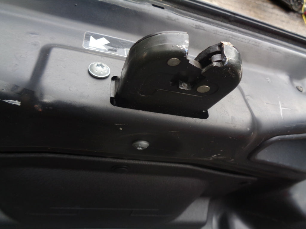 MERCEDES BENZ SLK 320 REAR BOOTLID BOOT TAILGATE BLACK