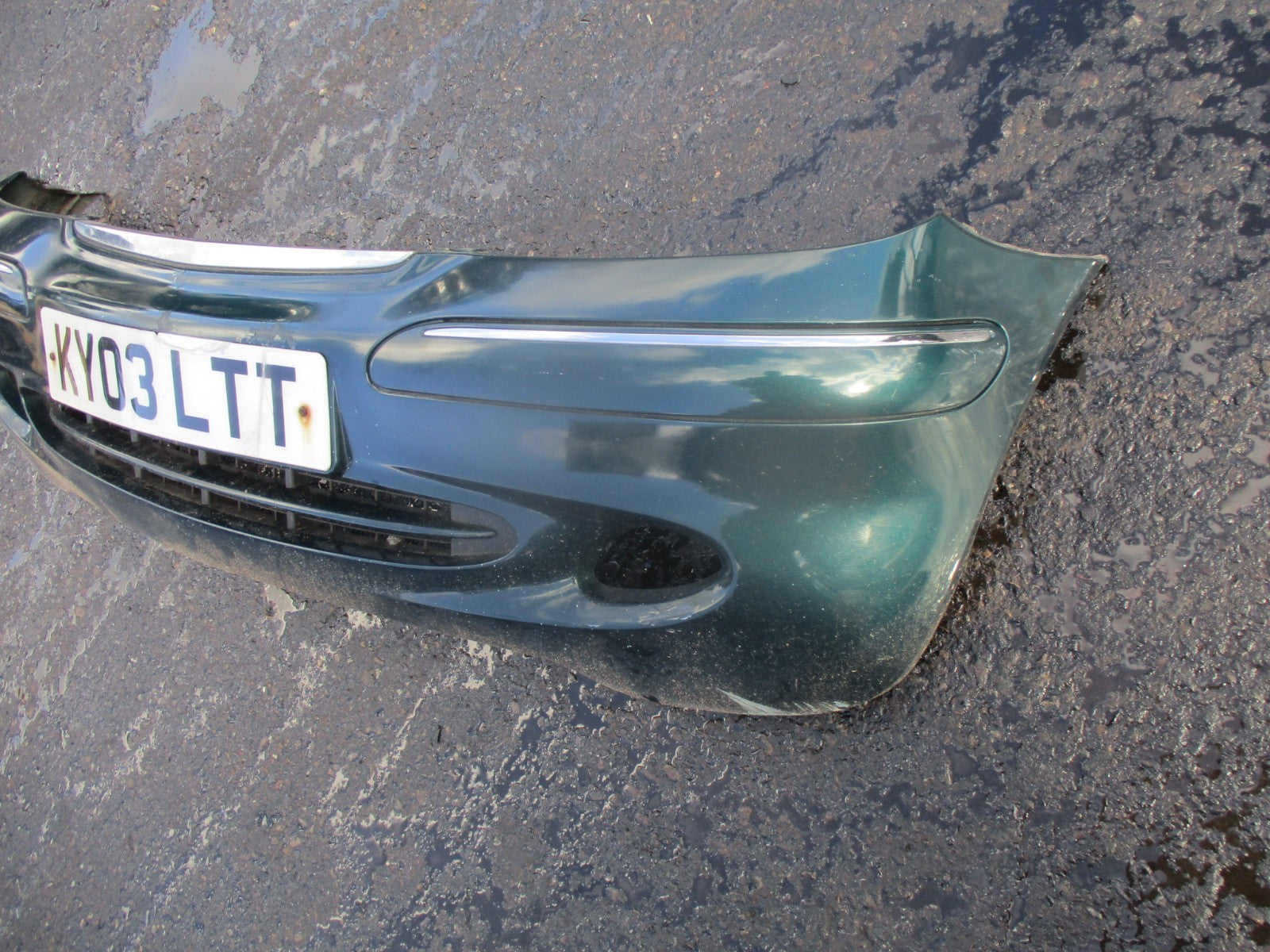 2003 MERCEDES A140 ELEGANCE 1.4 FRONT BUMPER AND GRILL COMPLETE GREEN