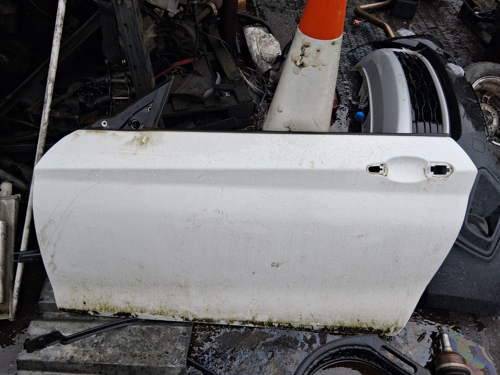 2014 BMW 1 SERIES F20 NSF PASSENGER SIDE FRONT LEFT BARE DOOR WHITE