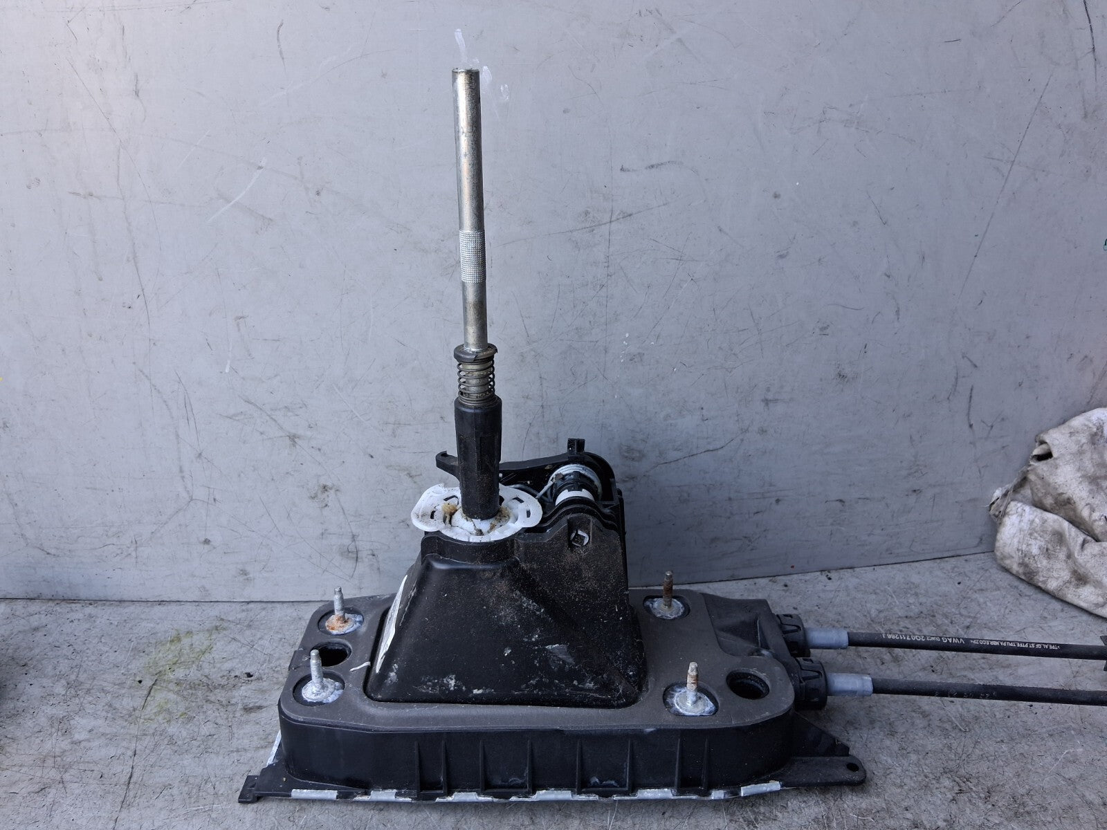 2021 VOLKSWAGEN T CROSS GEAR STICK GEAR SHIFTER GEAR LEVER 2Q0711049