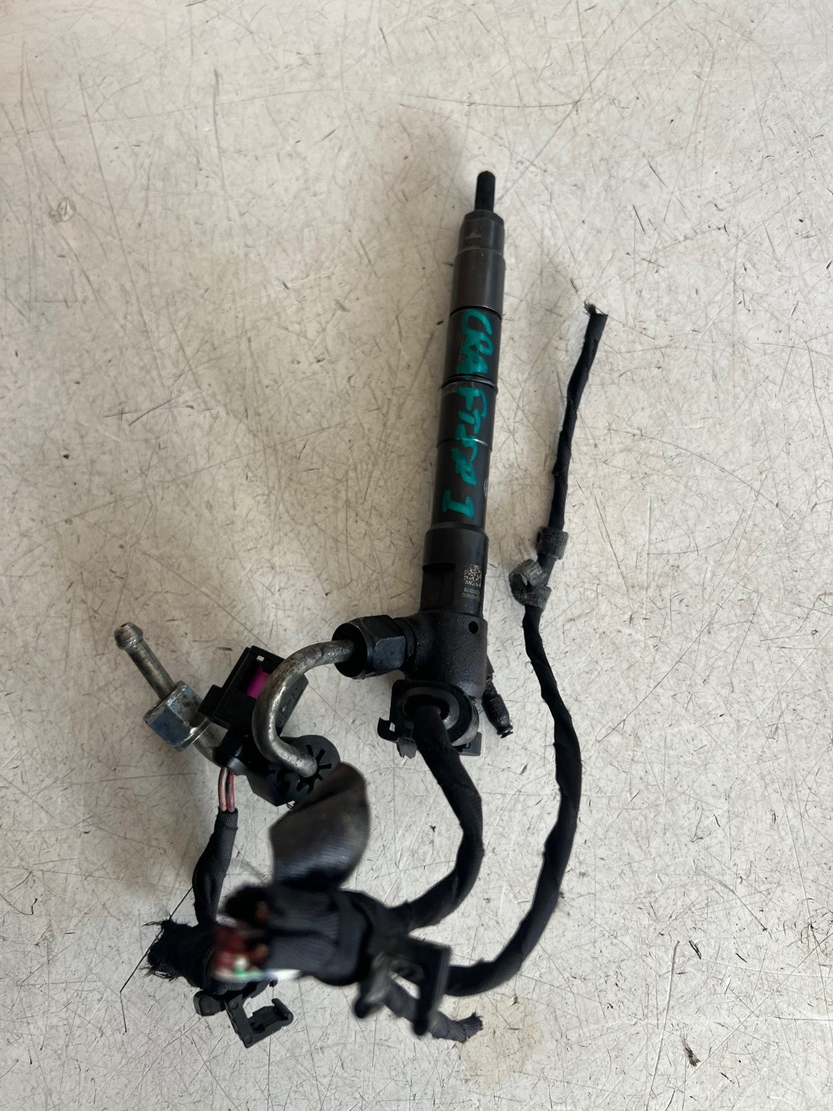 2022 VW VOLKSWAGEN CRAFTER MK2 2.0 DIESEL FUEL INJECTOR 04L30277BG REF 1