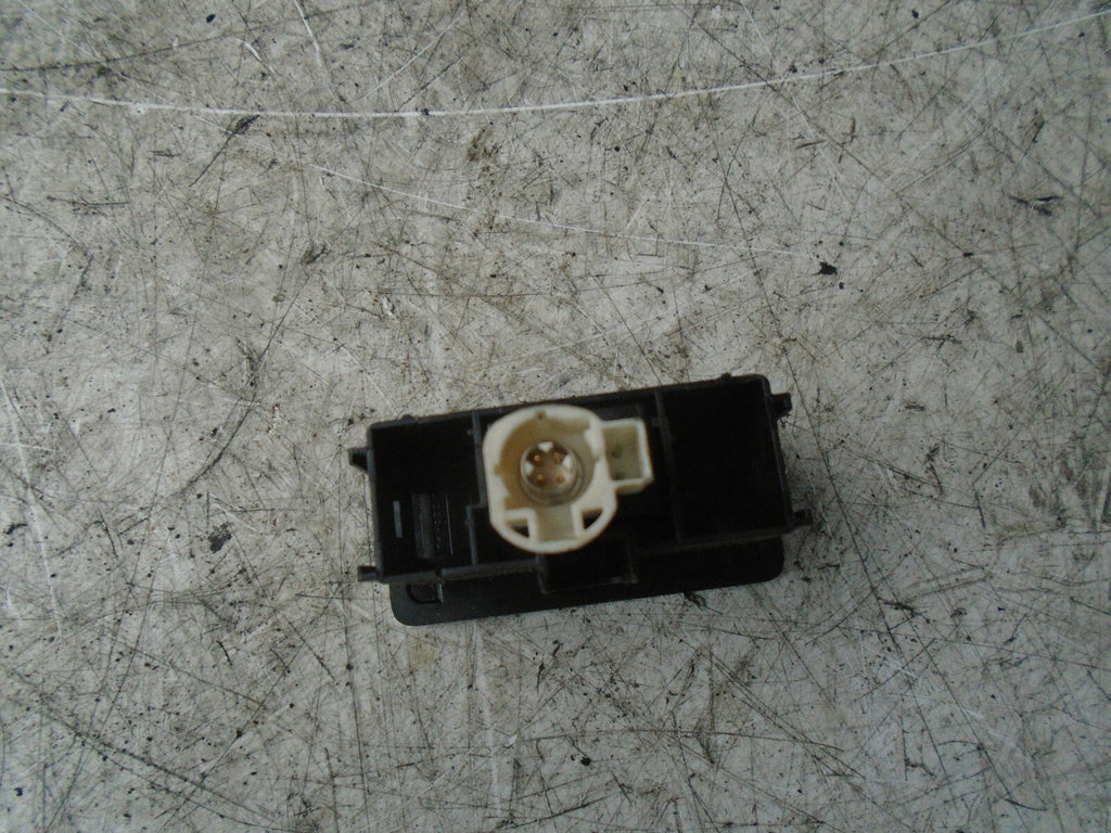 SEAT IBIZA MK4 6J 2008-2017 ENTRY USB CONNECTOR 3G0035222