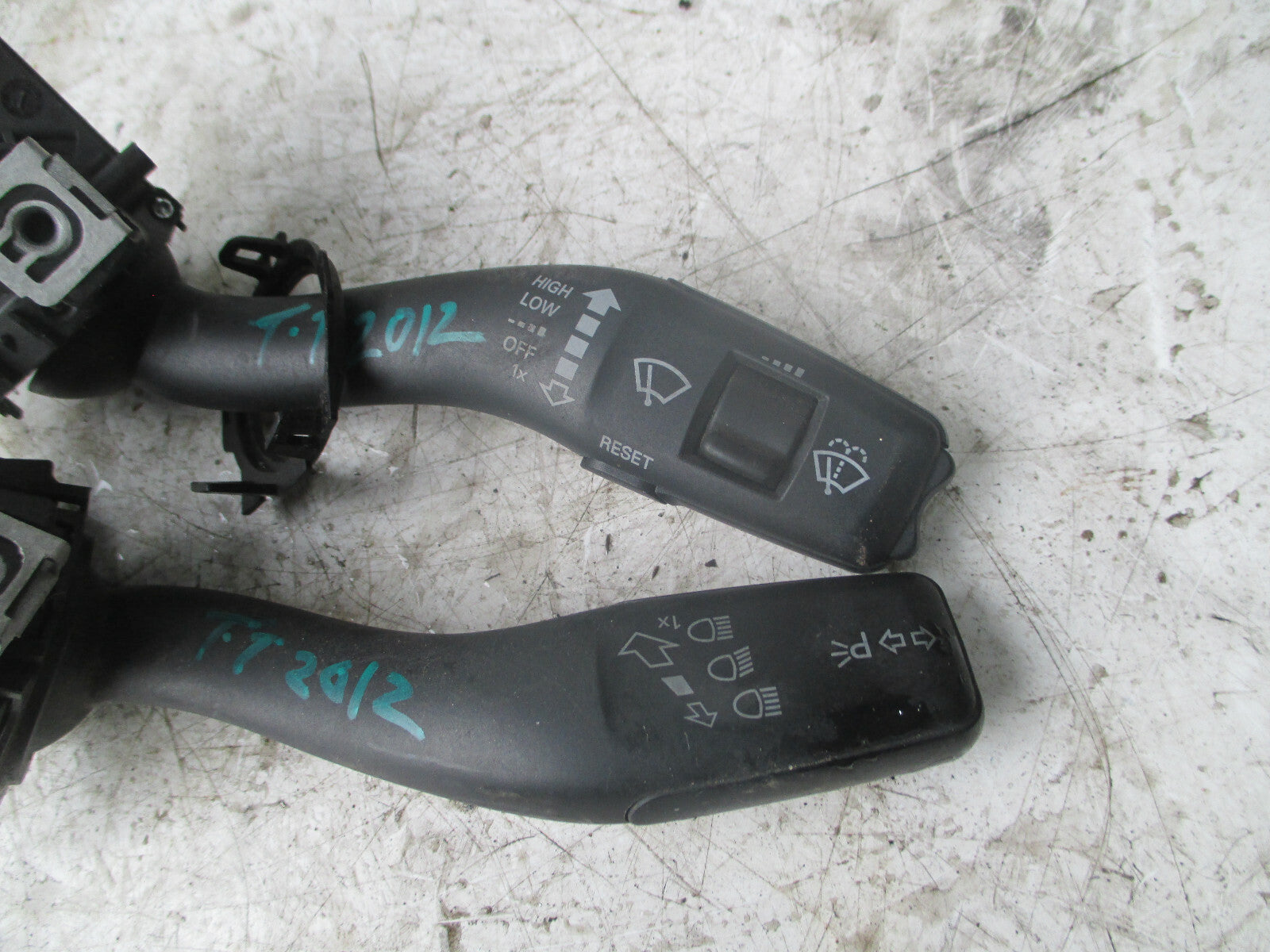 AUDI TT MK2 2012 WIPER INDICATOR STALKS SWITCH 8P0953513E 8P0953519G
