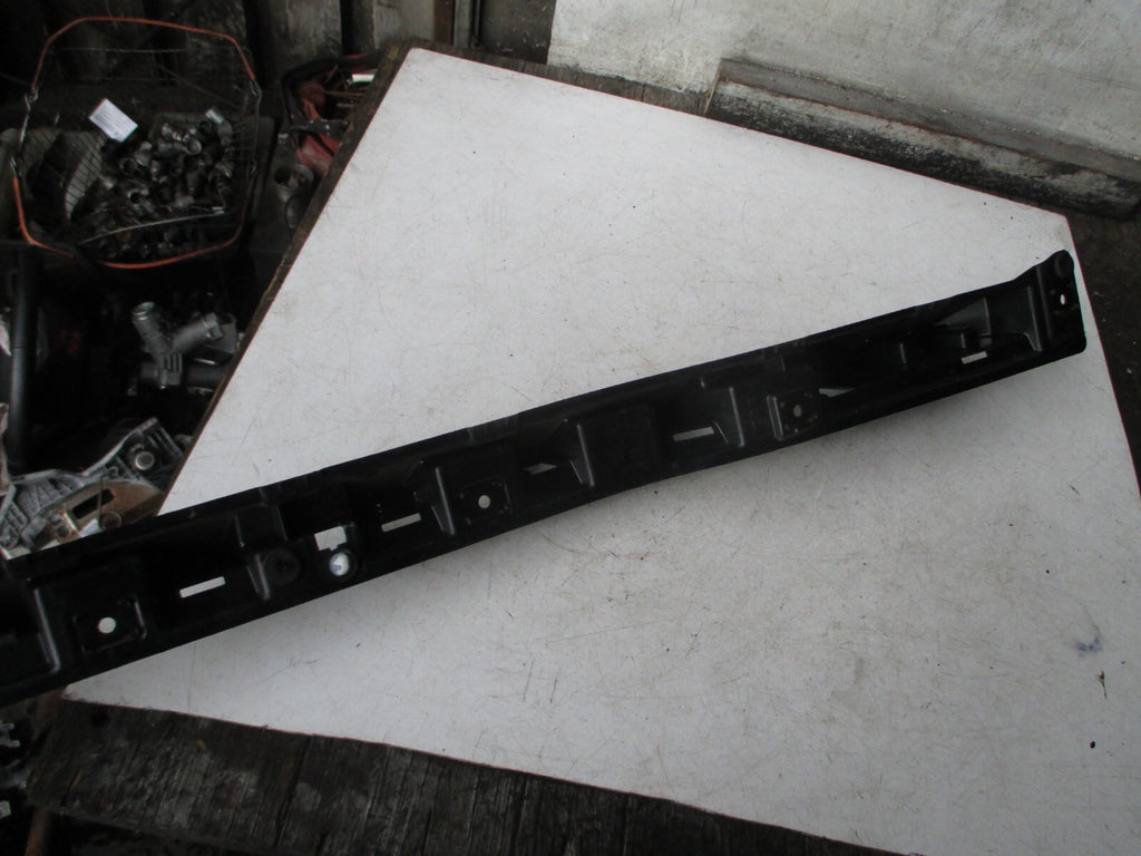 FORD GALAXY MK4 2020 REAR BUMPER BACK PLASTIC SUPPORT BRACKET TRIM EM2B-17C871-N