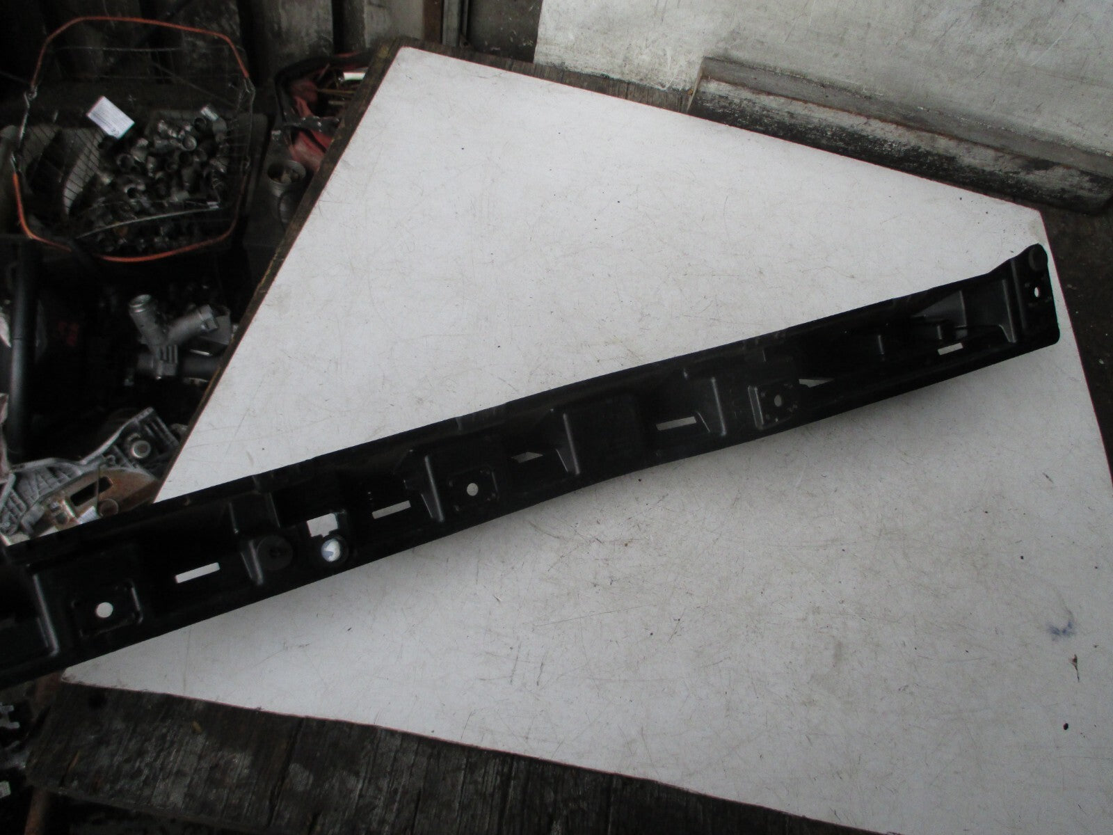 FORD GALAXY MK4 2020 REAR BUMPER BACK PLASTIC SUPPORT BRACKET TRIM EM2B-17C871-N