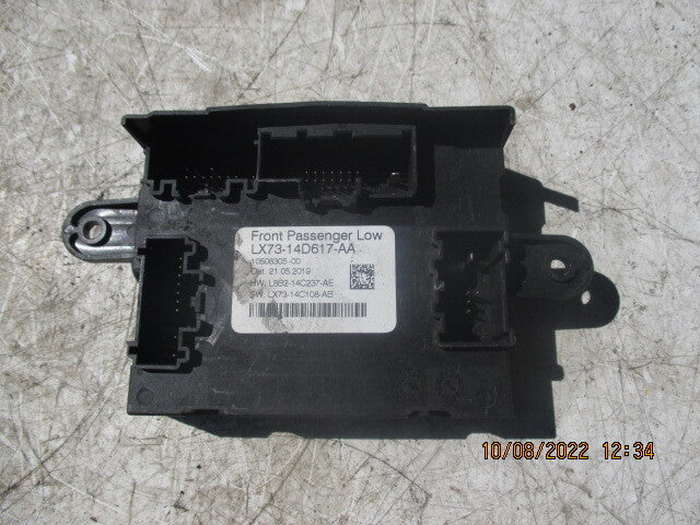 2019 JAGUAR XE NSF PASSENGER SIDE FRONT DOOR CONTROL MODULE lx7314d617aa