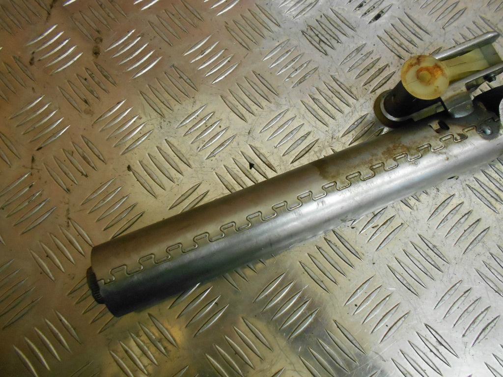 VOLKSWAGEN VW BEETLE 2001 2.0 8V LOWER STEERING COLUMN