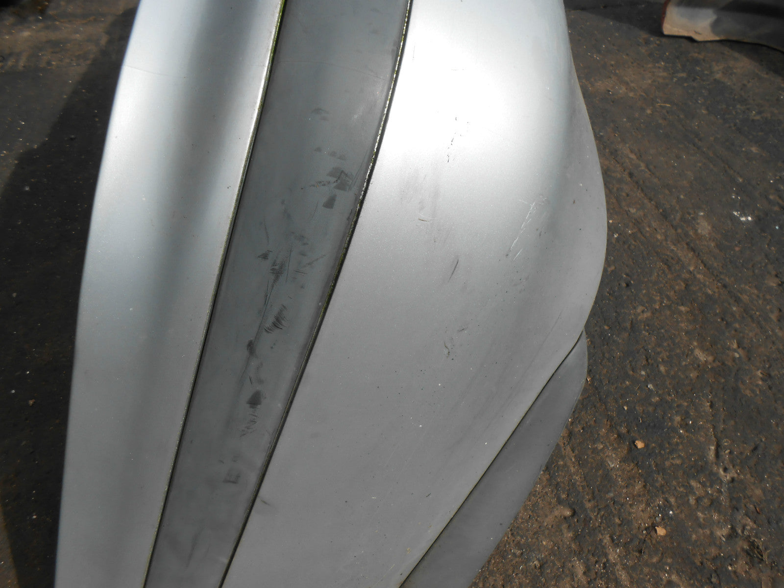 HONDA ACCORD MK6 2000 COMPLETE REAR PLASTIC BUMPER SILVER