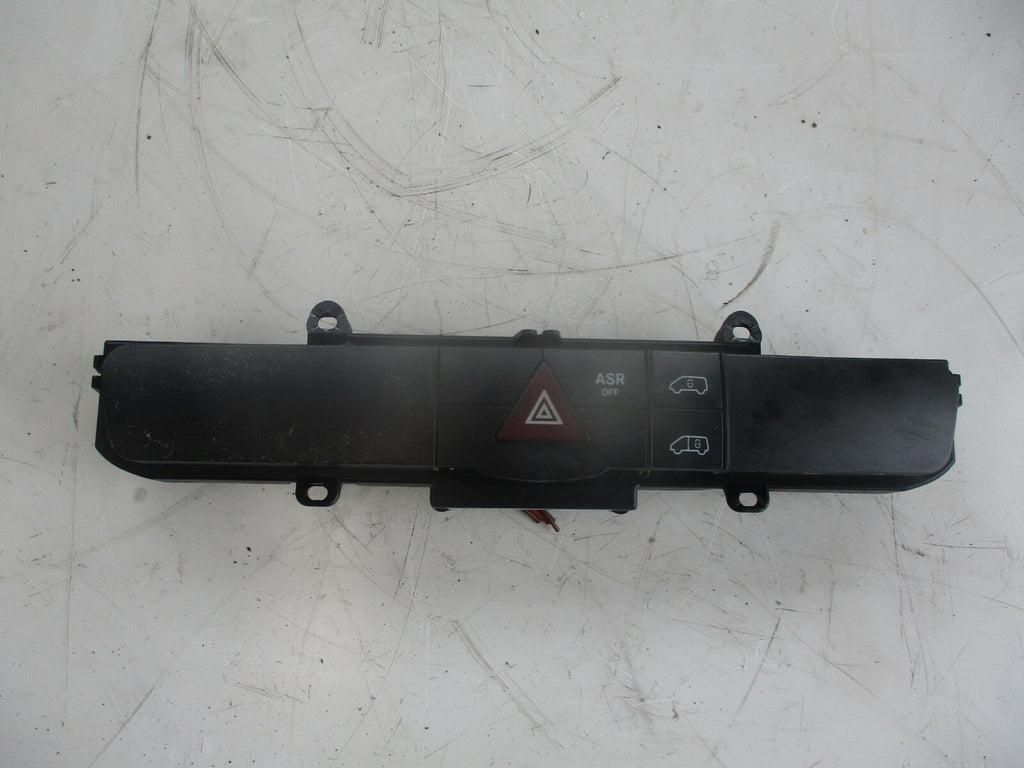 MERCEDES SPRINTER W906 MK2 CENTRE CONSOLE SWITCH HAZARD BUTTON PANEL A9068701010