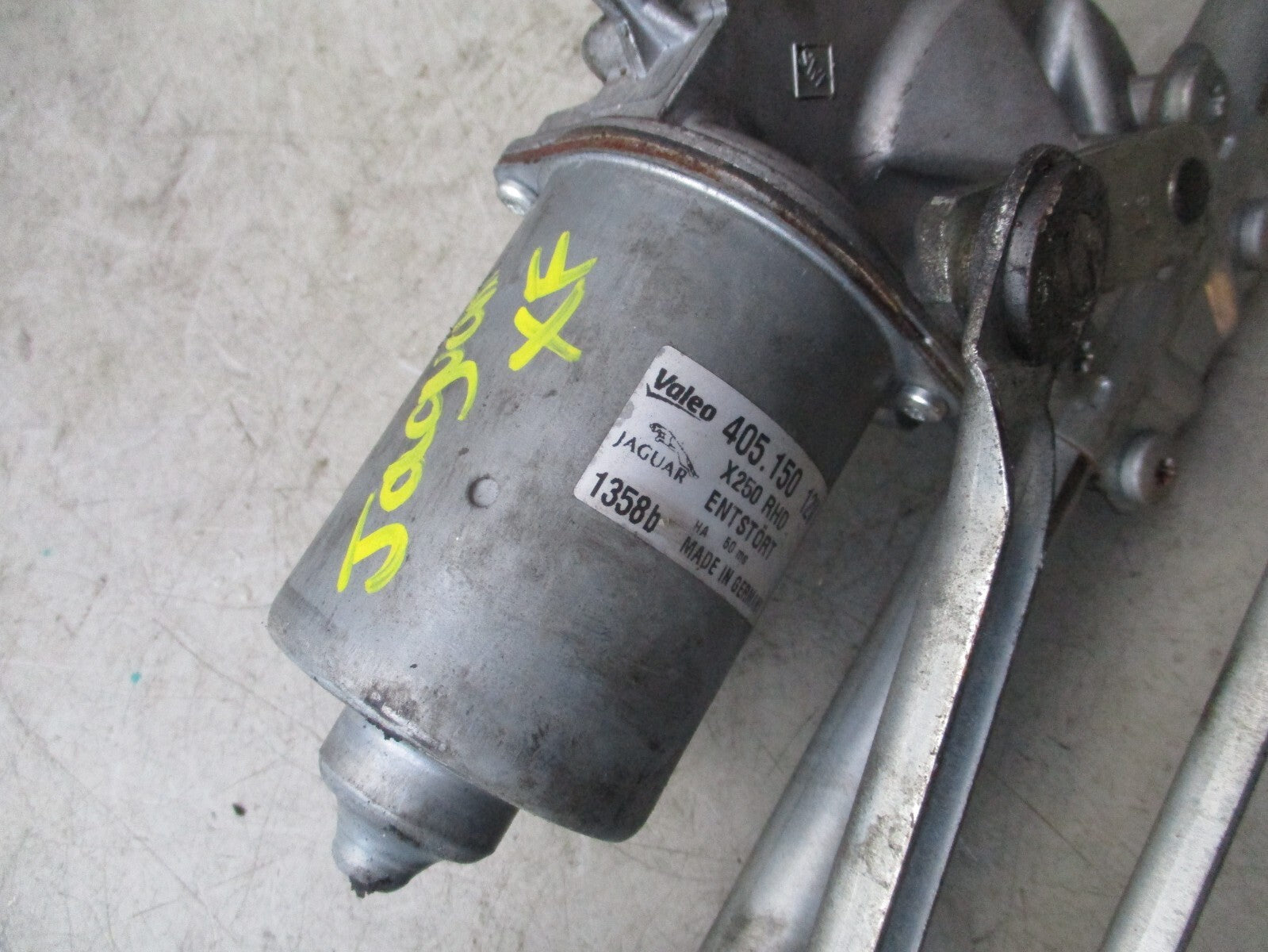 2008 JAGUAR XF X250 FRONT WINDSCREEN WIPER MOTOR LINKAGES 8X2317500BD