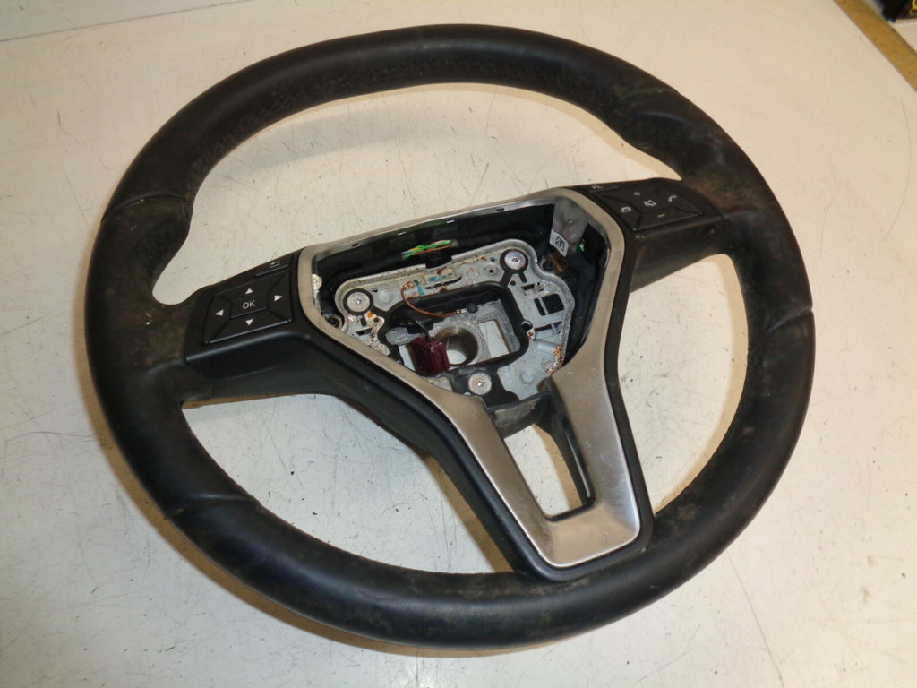 MERCEDES BENZ A CLASS W176 MULTI FUNCTION STEERING WHEEL LEATHER WHEEL