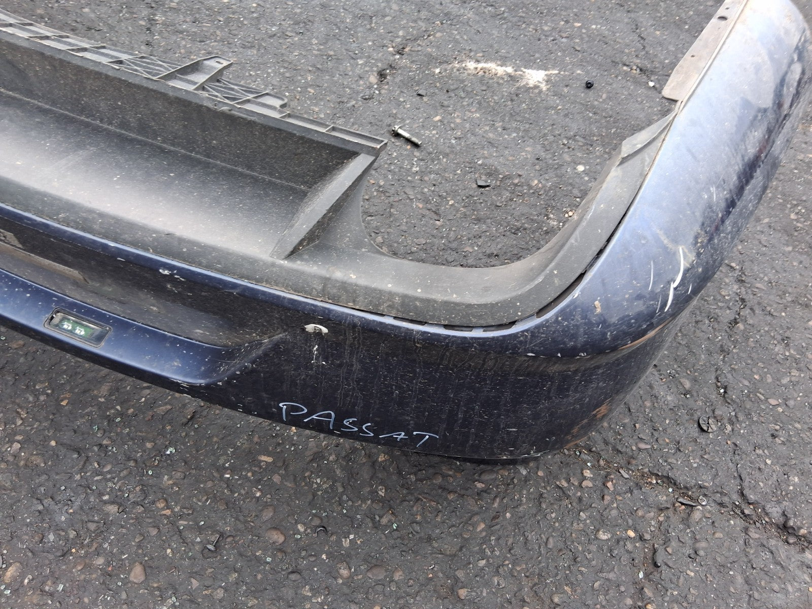 2014 VW VOLKSWAGEN PASSAT B7 SALOON COMPLETE REAR BUMPER BLUE