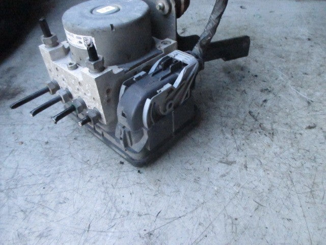 2017 FORD KA PLUS ABS PUMP UNIT & MODULATOR D65151040