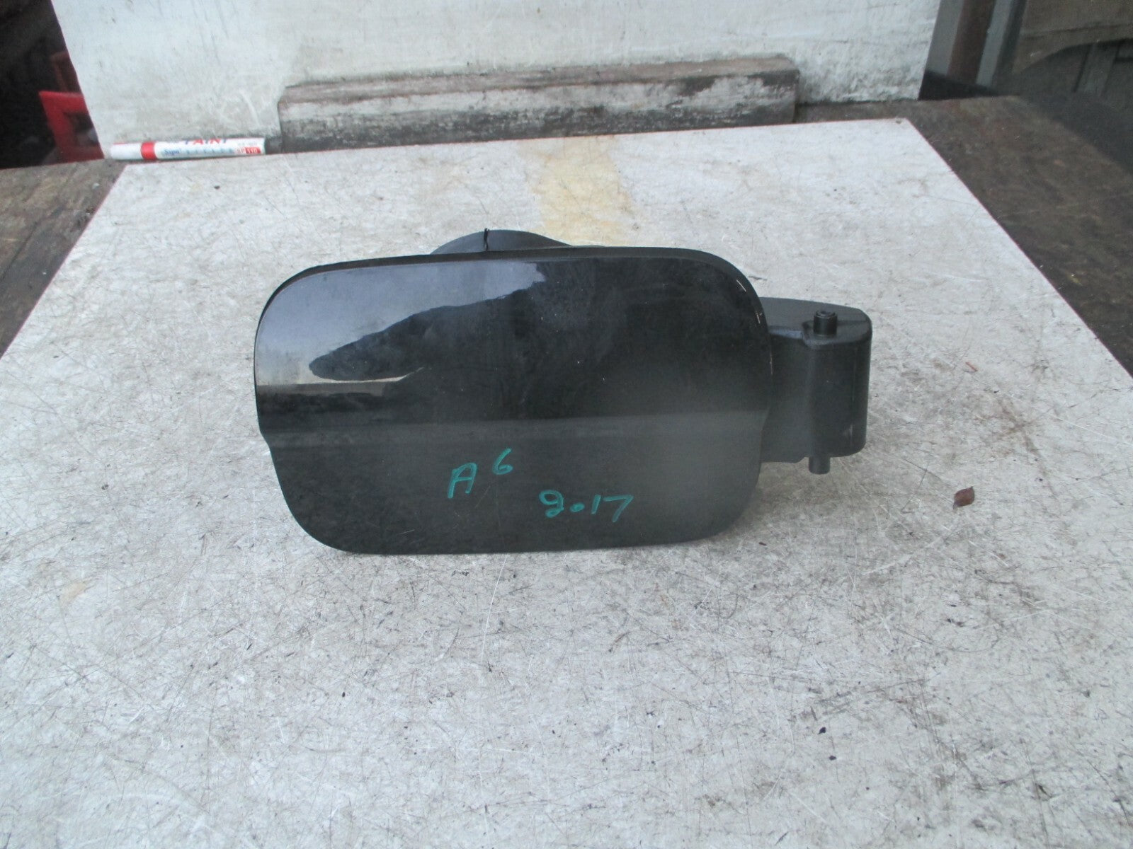 AUDI A6 2017 C7 4G BLACK  DIESEL FUEL FLAP COVER 4G0809906