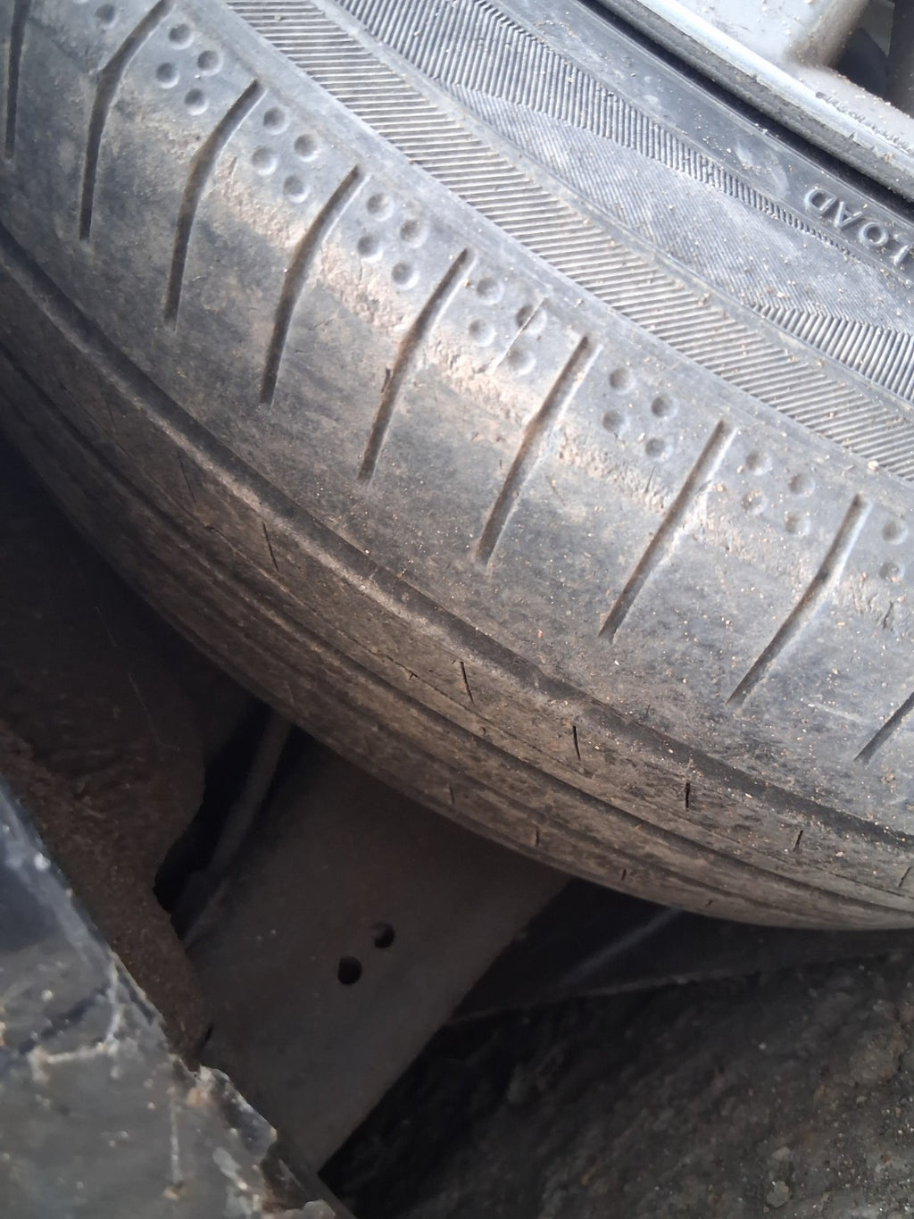 2015 SEAT LEON FR MK3 17 INCH ALLOY WHEEL WITH TYRE 205/45R17 REF 4