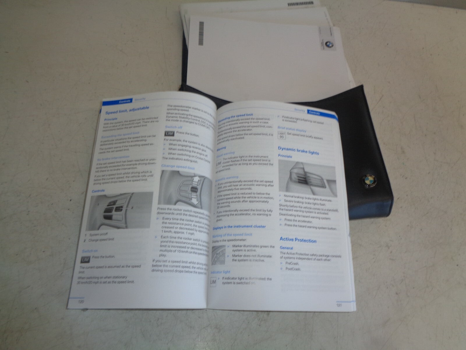 BMW 5 SERIES 2012 F10 OWNER MANUAL WITH LEATHER WALLET