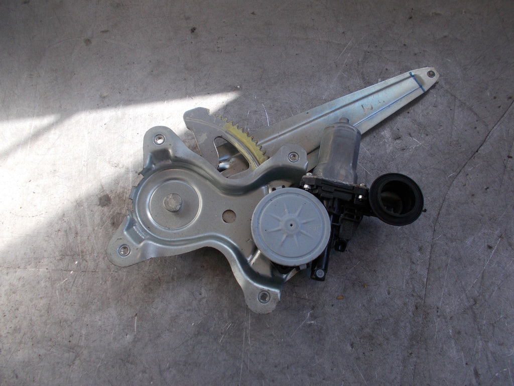 LEXUS IS XE20 (MK2) NSR PASSENGER SIDE REAR WINDOW REGULATOR 85720-58010