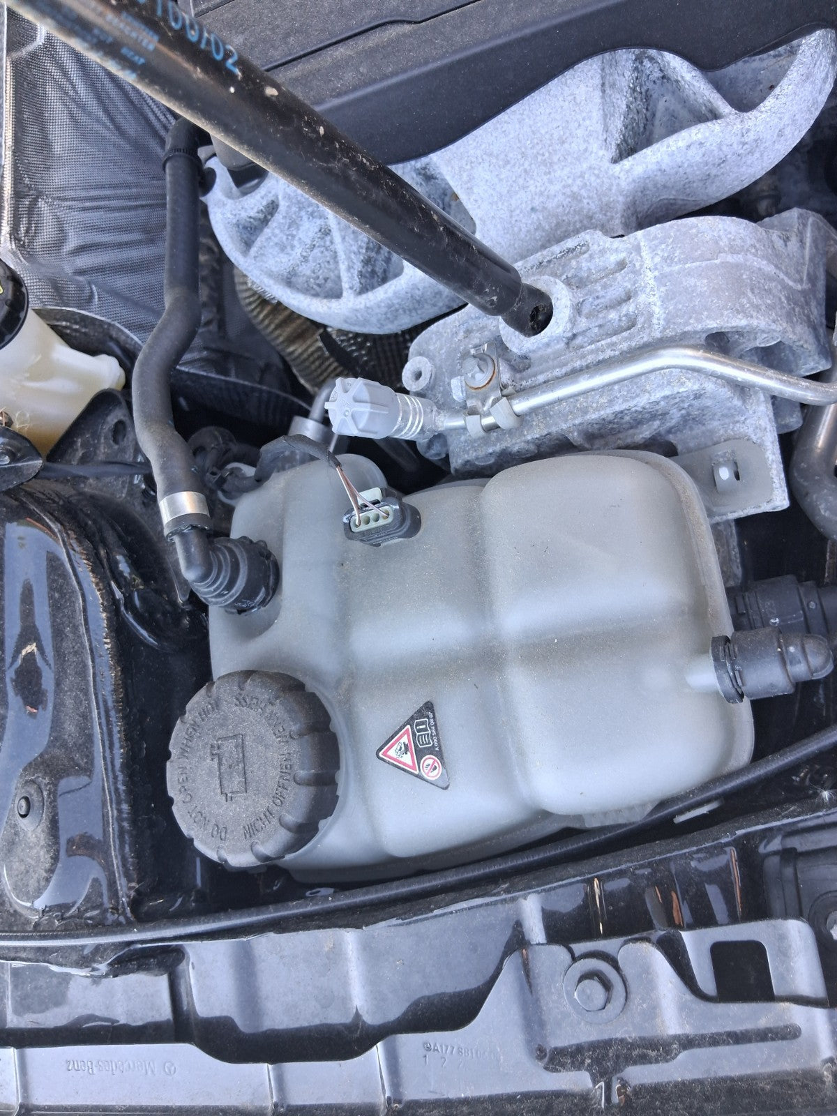 2023 MERCEDES BENZ A CLASS W177 COOLANT WATER OVERFLOW EXPANSION TANK
