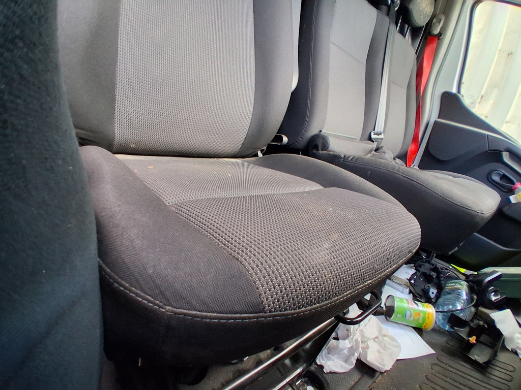 2024 RENAULT MASTER MK3 OSF DRIVER SIDE FRONT COMPLETE SINGLE SEAT FABRIC