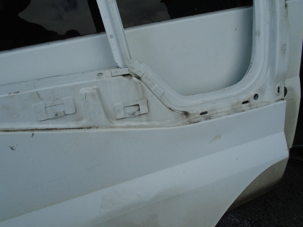 FORD TRANSIT MK7 VAN 2012 OSF DRIVER SIDE FRONT BARE DOOR SHELL FRAME WHITE