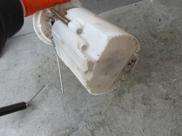 2015 RENAULT TRAFIC PETROL FUEL PUMP SENDING UNIT 172027392R