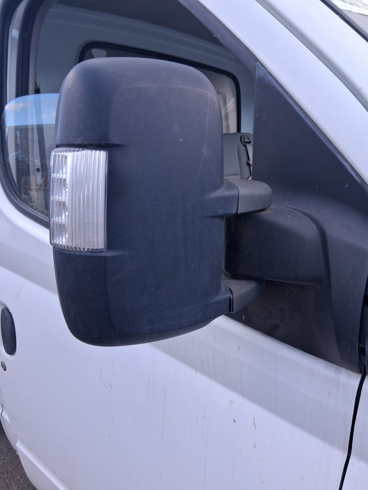 2020 SAIC LDV V80 OSF DRIVER SIDE FRONT RIGHT WING MIRROR BLACK
