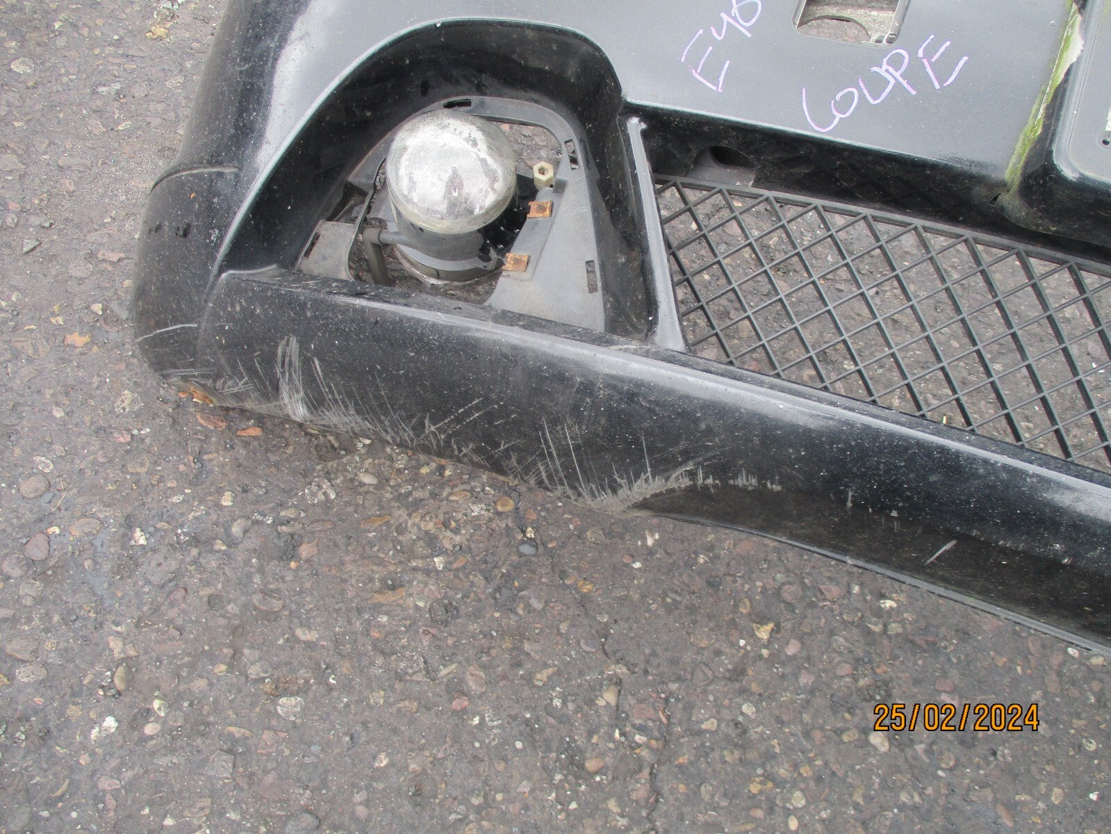 2005 BMW 3 SERIES E46 LCI COUPE FRONT BUMPER COMPLETE WITH FOG LIGHTS BLACK 475