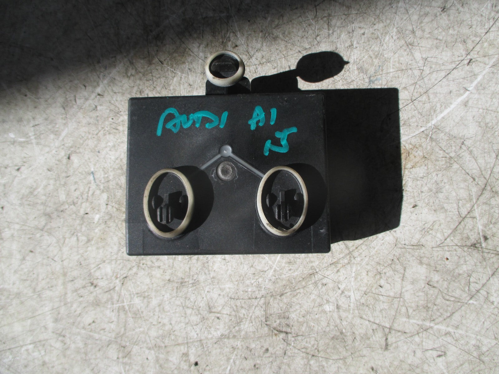 AUDI A1 8X 2015 NSR PASSENGER SIDE REAR CONTROL MODULE 8X0959793K