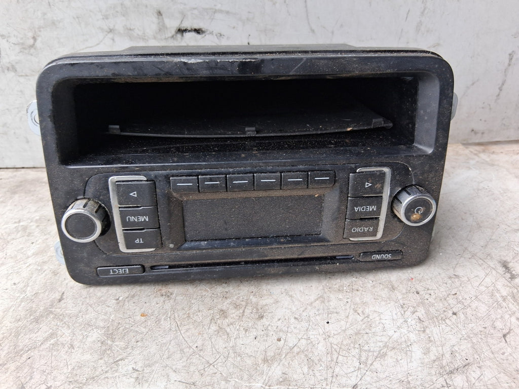 2011 VW VOLKSWAGEN GOLF RADIO CD PLAYER MULTIMEDIA STEREO HEAD UNIT 5K0035156A